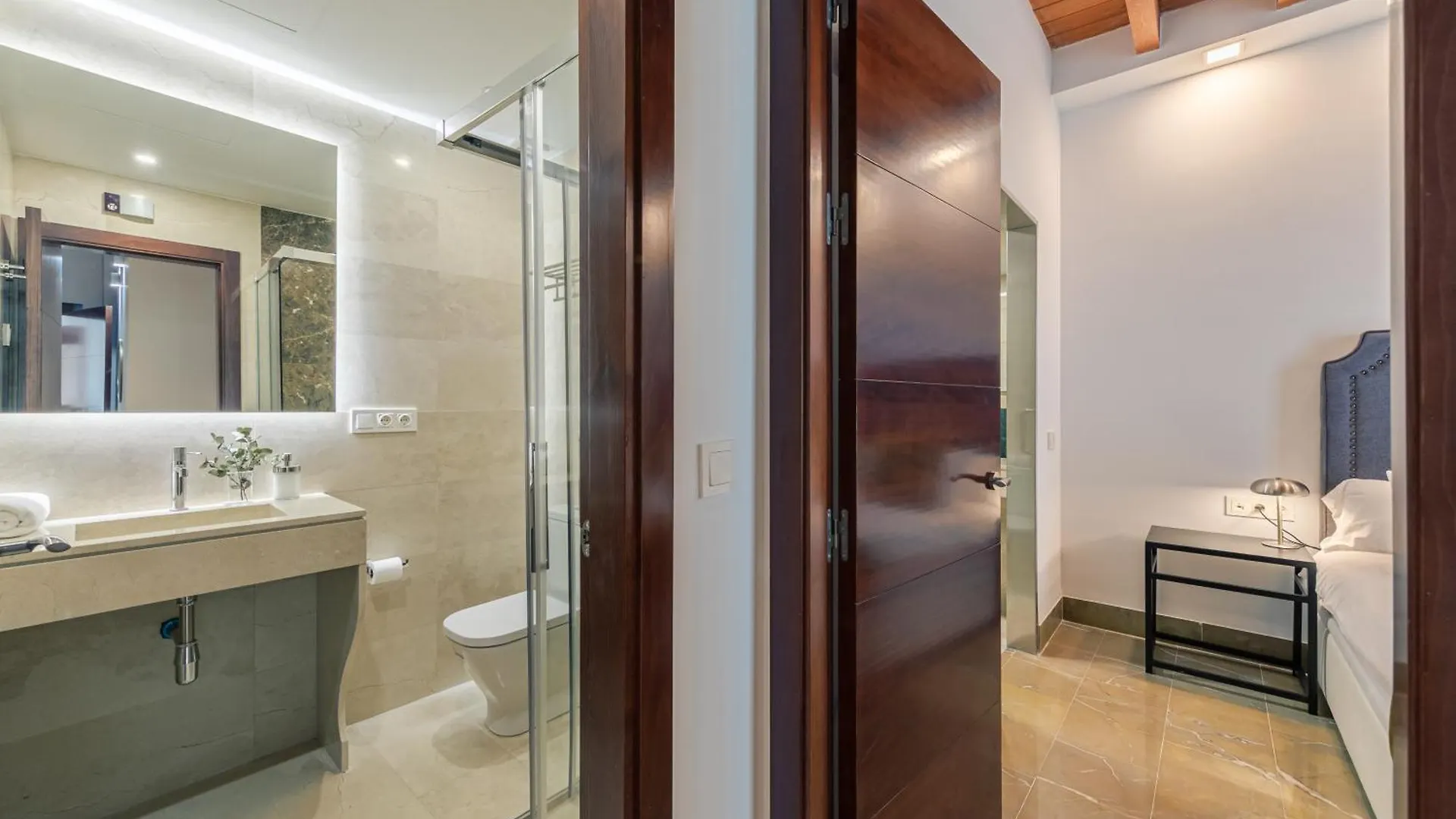 Isg Puerta Jerez Sevilla 11 Spanje