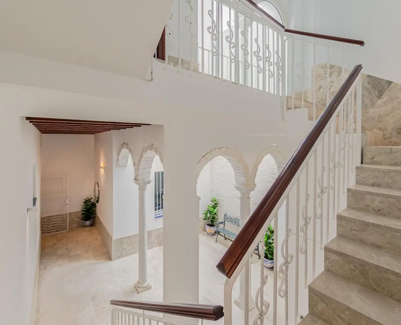 Isg Puerta Jerez Sevilla 11 0*, إشبيلية إسبانيا