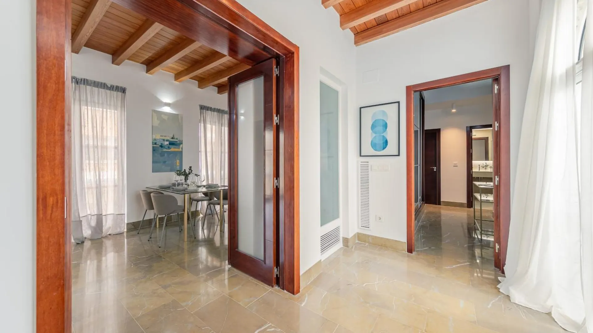 Isg Puerta Jerez Sevilla 11 إشبيلية
